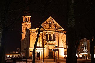 Heutige Kirche in Oberndorf bei Salzburg © Alexander Gautsch