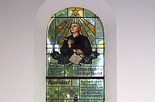 Joseph Mohr, Kirchenfenster Stille Nacht Kapelle © Alexander Gautsch